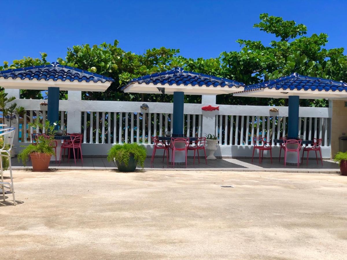 The Beach Guesthouse Pinones Екстер'єр фото