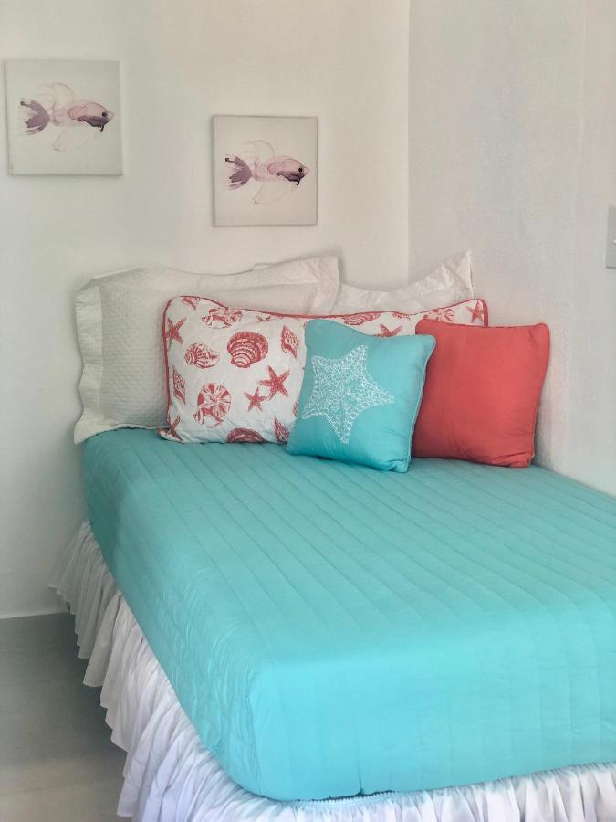 The Beach Guesthouse Pinones Екстер'єр фото